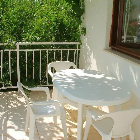 Lejlighed Sanda - 10 M From The Beach *