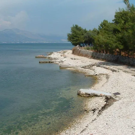 Sanda - 10 M From The Beach Trogir