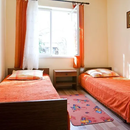 Lejlighed Sanda - 10 M From The Beach *