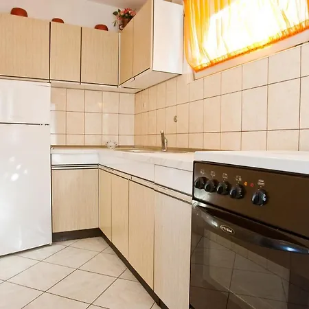 Lejlighed Sanda - 10 M From The Beach Trogir